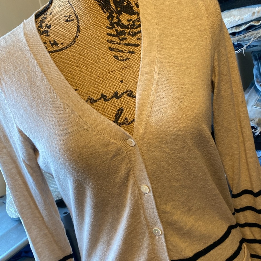 Victoria’s Secret cardigan sweater size women’s small - Picture 4 of 11